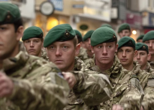 В Германии требуют пересмотреть закон о двойном гражданстве из‑за потенциальных призывников.