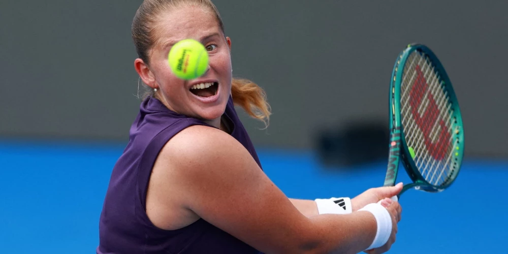 Aļona Ostapenko 2025. gadu noslēdz vienspēļu WTA ranga 23. pozīcijā.