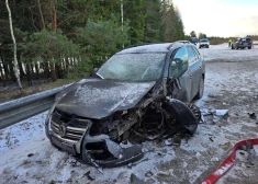 Ogres pusē notikusi traģiska avārija, kas laupījusi kādas sievietes dzīvību