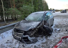 В окрестностях Огре произошла трагическая авария, унесшая жизнь женщины