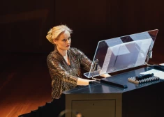 Starptautiski atzīti mākslinieki un skaista latviešu oriģinālmūzika - Ventspilī izskan koncertprogramma "Ziemassvētku vīzijas". FOTO