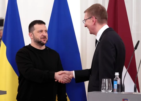Ukrainas prezidents Volodimirs Zelenskis 2024. gada janvārī viesojās Rīgā, kur viņu uzņēma Latvijas prezidents Edgars Rinkēvičs