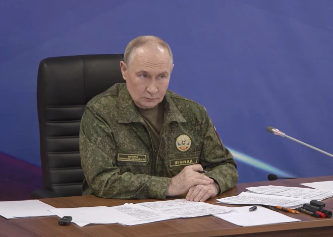 Krievijā no 2026. gada iesaukšana armijā notiks visu gadu