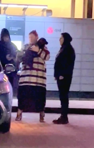 Lielvārdē kāda dāma pie veikala “Elvi” gribēja nokārtot savdabīgu biznesu – iemainīt nesen dzimušu kucēnu pret kafiju.