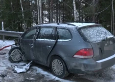 Смертельная авария в Огрском крае: непристегнутая пассажирка с заднего сиденья вылетела из салона