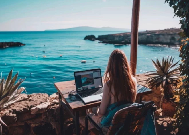 Digitālais nomads un droša izklaide ceļojot tiešsaistē