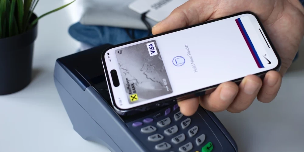 13% жителей Латвии уже выбирают цифровые кошельки.