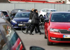 2025 год стал для авторынка Эстонии "катастрофическим" - не повторит ли Латвия ошибку соседей?