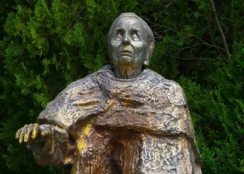 Инопланетяне, катастрофы и войны - Ванга сделала пугающие пророчества на 2026 год.