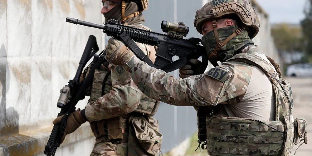 Ukrainas Drošības dienesta (SBU) pārstāvji.