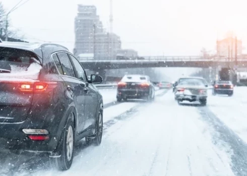 Lai mazinātu bojāgājušo skaitu uz autoceļiem, ES ir pieņēmusi jaunu direktīvu satiksmes noteikumos.