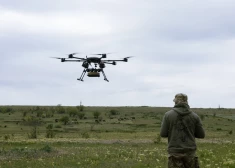 Ukrainas bruņotie spēki uzbrūk Krievijas dronu palaišanas bāzei Doneckā. VIDEO