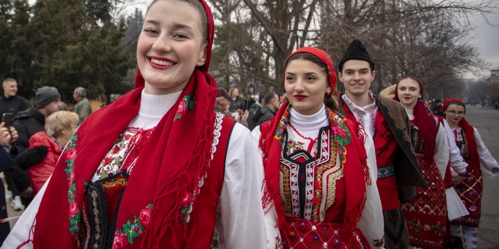 Bulgārija trešdien pusnaktī pāries uz eiro, kļūstot par 21. eirozonas dalībvalsti.
