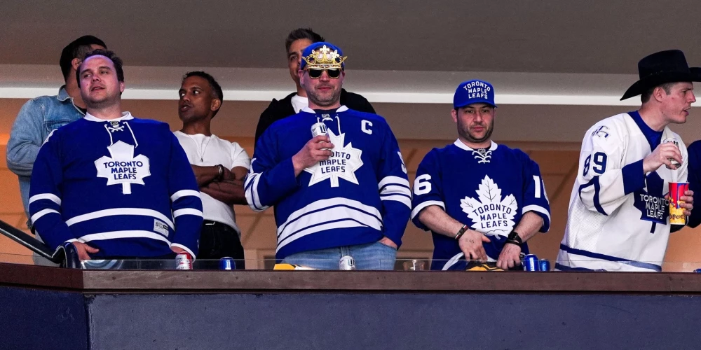 "Maple Leafs" mājās ar 4:0 (1:0, 1:0, 2:0) guva panākumu pār Ņūdžersijas "Devils", kas piedzīvoja ceturto zaudējumu pēc kārtas.