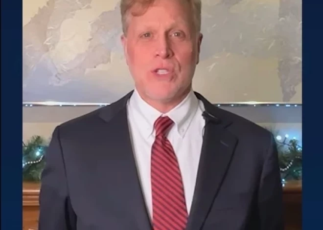 "Дорогие друзья!" Посольство США в Москве поздравило Россию с Новым годом