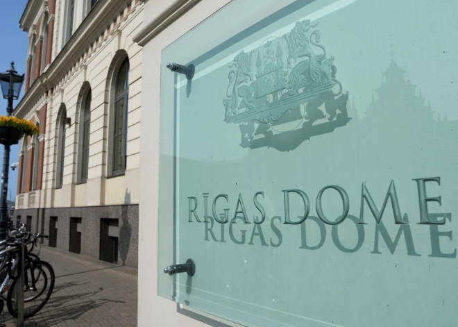 Rīgas dome izsludinājusi 420 000 eiro iepirkumu ārvalstu vizīšu organizēšanai