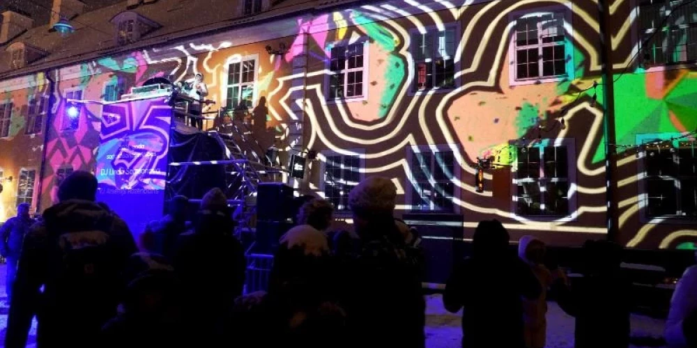 Rīgā Jaunais gads sagaidīts ar vērienu.