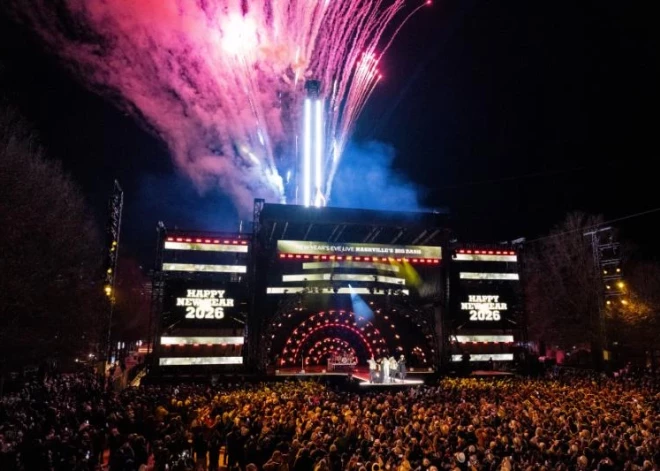 Pasaulē un Latvijā sagaida 2026. gadu