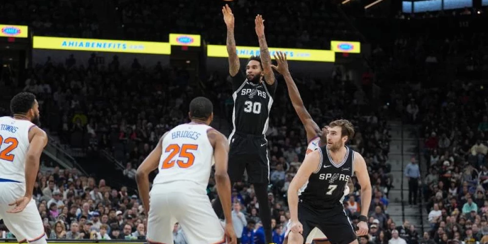  Džulians Čempenijs NBA spēlē realizēja 11 tālmetienus, kas ir jauns Sanantonio "Spurs" komandas rekords.