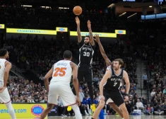 Čempenijs ar 11 tālmetieniem labo "Spurs" rekordu