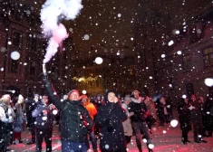 Rīgā desmitiem izsaukumu par nelikumīgu uguņošanu