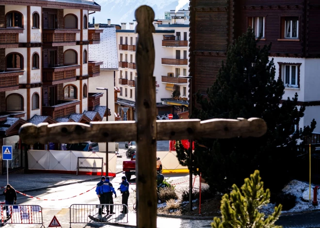 Sprādziens Šveices kūrortā prasījis vismaz 40 cilvēku dzīvības