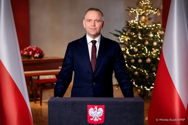 Polijas prezidents savā Jaungada runā cildināja poļu Māti.