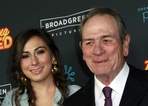 Томми Ли Джонс с дочерью Викторией в 2017 году.