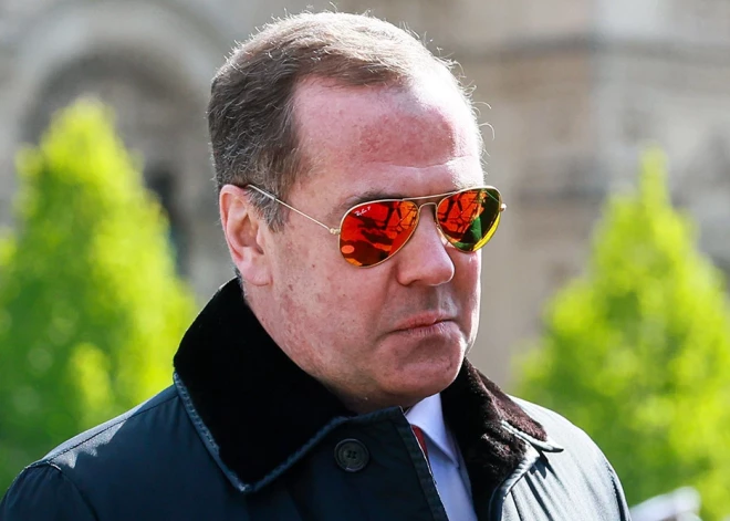 Medvedevs izlej žulti pār Somiju un draud ar karu: "Tai jāmaksā par savu neganto rusofobiju"