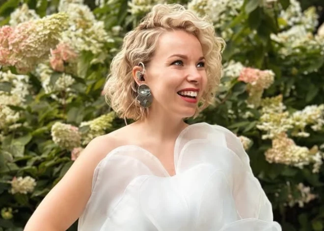 Ieva Sutugova Ziemassvētkos kļuvusi par māmiņu otrajam bērniņam