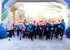 Ķekavas ikgadējais rūķu labdarības skrējiens pulcē 316 dalībniekus