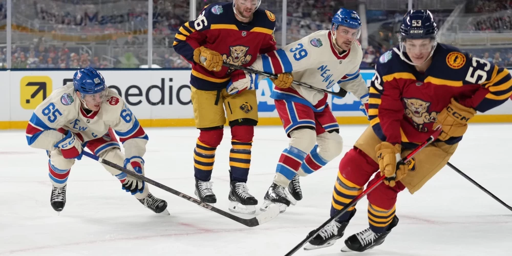 "Panthers" mājas spēlē ar rezultātu 1:5 (0:2, 0:1, 1:2) zaudēja Ņujorkas "Rangers".