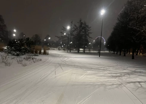 В столице открыли лыжную трассу.