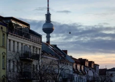 Berlīnē ļaunprātīgi sabojāti elektrības paneļi - desmitiem tūkstoši iedzīvotāju palikuši bez elektroapgādes
