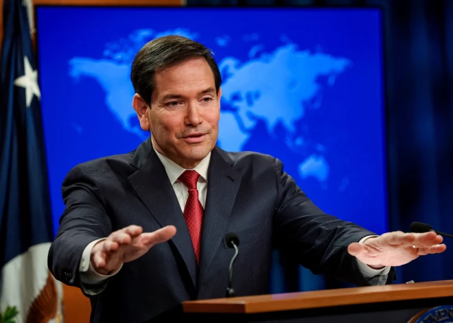 “Sergej, ja tu skaties - priecīgus Ziemassvētkus!” Rubio komiski pazemo Kremli un Maskavas reakciju uz norisēm Venecuēlā