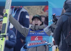 Japānis Rens Nikaido uzvar trešajā Četru tramplīnu turnejas posmā