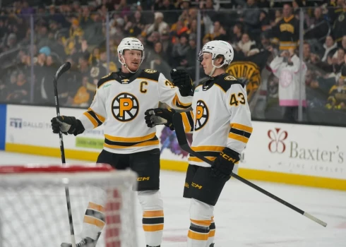 Dans Ločmelis (no labās) pēdējos mačos spēlējis ļoti rezultatīvi.