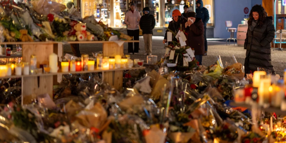 Šveices Alpu kūrortā Kranmontanā. 