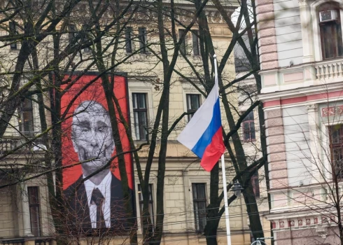 Хотя Латвия не является приоритетом России, все более негативный взгляд на Латвию в долгосрочной перспективе может привести к более агрессивным решениям России.