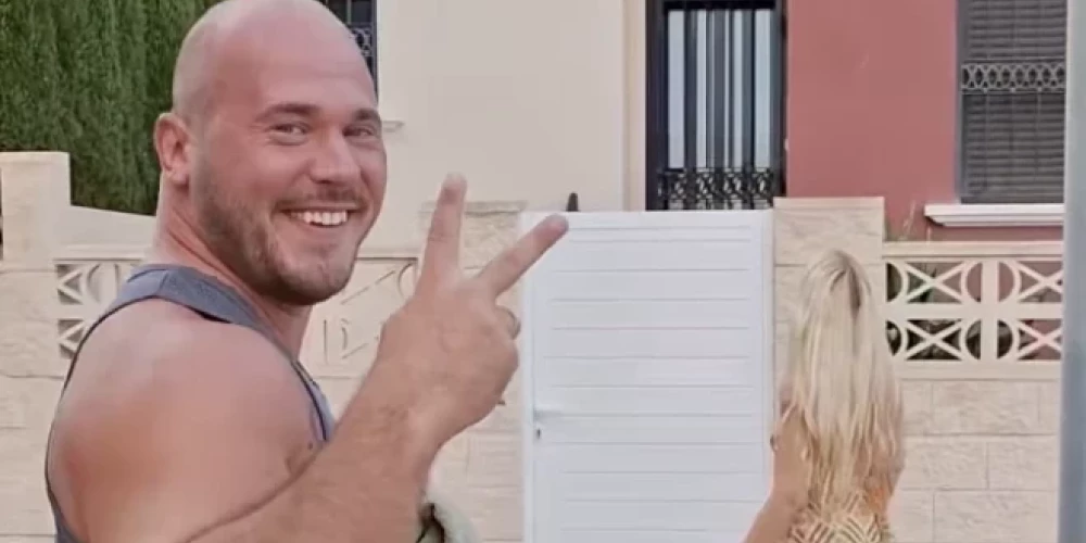 Roberta Rāviņa vadītās biedrības "Es Tev palīdzēšu" lapa vietnē "Facebook" pārdēvēta par "Tautas Ziņām".