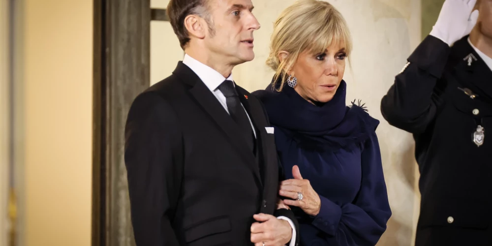 Francijas prezidents Emanuels Makrons un viņa sieva Brižita Makrona