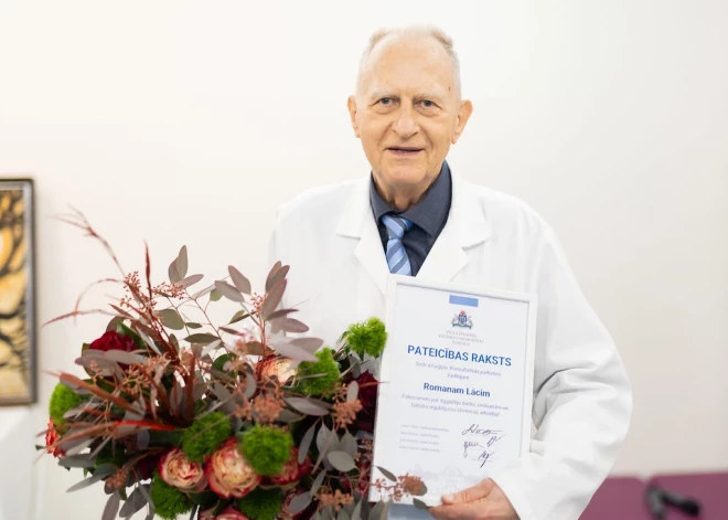 2026. gada 5. janvārī, Paula Stradiņa Klīniskajā universitātes slimnīcā tiek atzīmēta profesora Romana Lāča 80 gadu jubileja un vairāk nekā piecu gadu desmitu ilgais mūžs, kas veltīts medicīnai, pacientiem un Latvijas sirds ķirurģijas attīstībai.