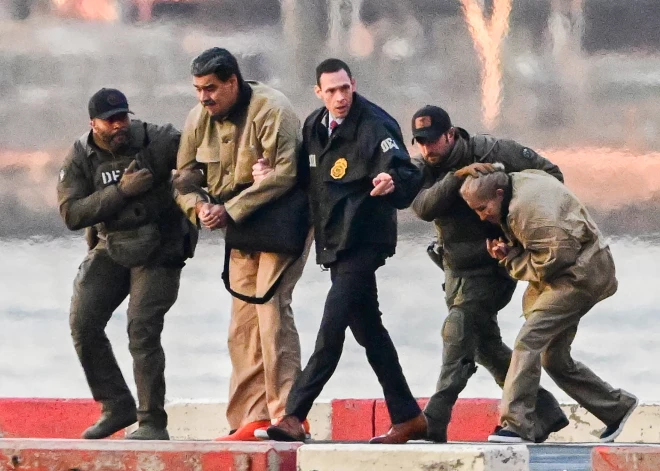 Visi gāztā Venecuēlas prezidenta Maduro aktīvi Šveicē tiek iesaldēti