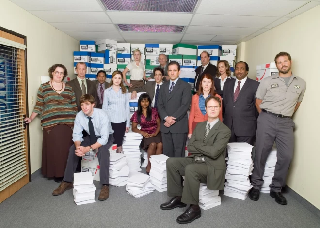 Ko šodien dara Maikls, Džims un Pema? Seriāla “Ofiss” aktieri toreiz un tagad