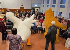 В Даугавпилсском центре социального ухода раздали 196 подарков: как прошла акция "Ангелы добра"