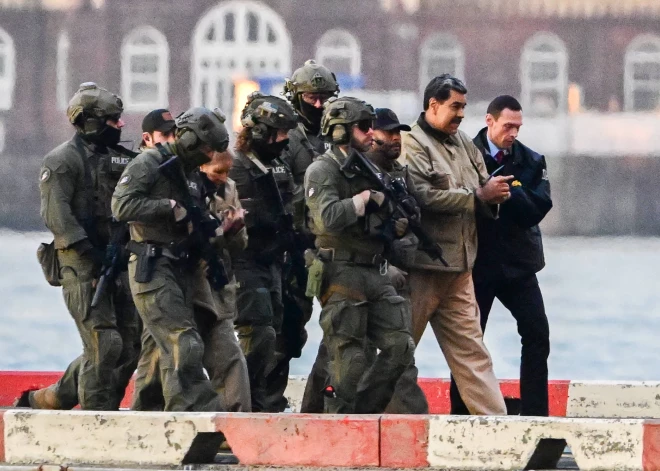 "Esmu krietns cilvēks": Maduro Ņujorkas tiesā noliedz vainu narkoterorismā