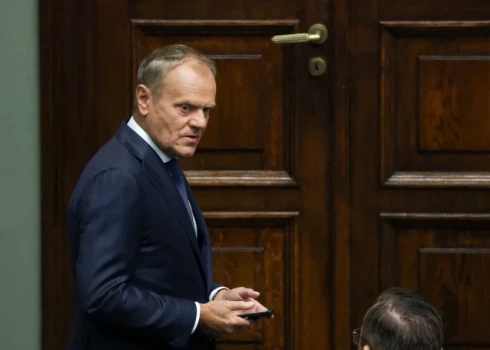 Polijas premjers Donalds Tusks norādījis, ka Eiropai jākļūst vienotākai, lai spētu stāties pretī ārējiem izaicinājumiem.