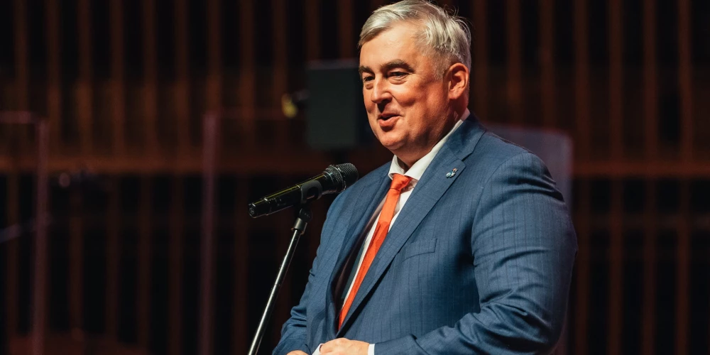 Vakantajā RSU padomes vadītāja amatā 5. janvārī ārkārtas sēdē ievēlēts Ziemeļkurzemes reģionālās slimnīcas valdes priekšsēdētājs Juris Lācis. 