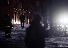 Berlīnē joprojām tūkstošiem mājsaimniecību bez elektrības