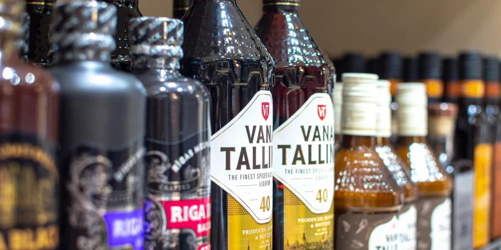 В алкогольном соревновании побеждает Эстония, ведь выпитое эстонцами запишут на счет жителей Латвии.